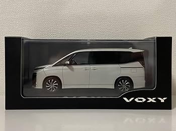 Amazon | 1/30 ミニカー 新型 ヴォクシー ハイブリッド S-Z